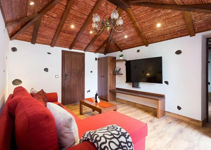 Traditional Canary Cottage In Masca